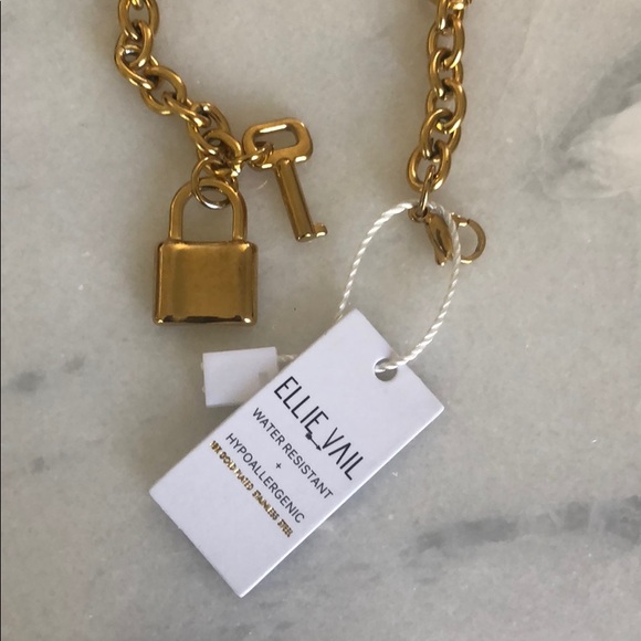 ELLIE VAIL - CHUNKY LOCK KEY CHAIN LINK NECKLACE